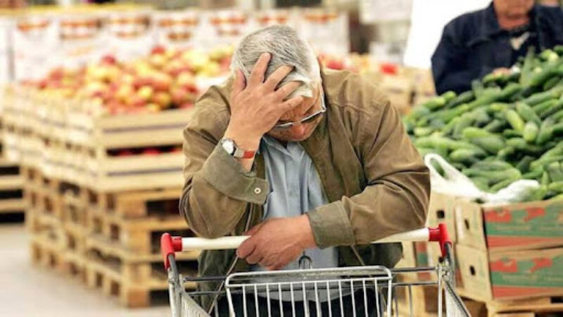 وسط صمت الحكومة .. تداعيات وخيمة للزيادات في الأسعار